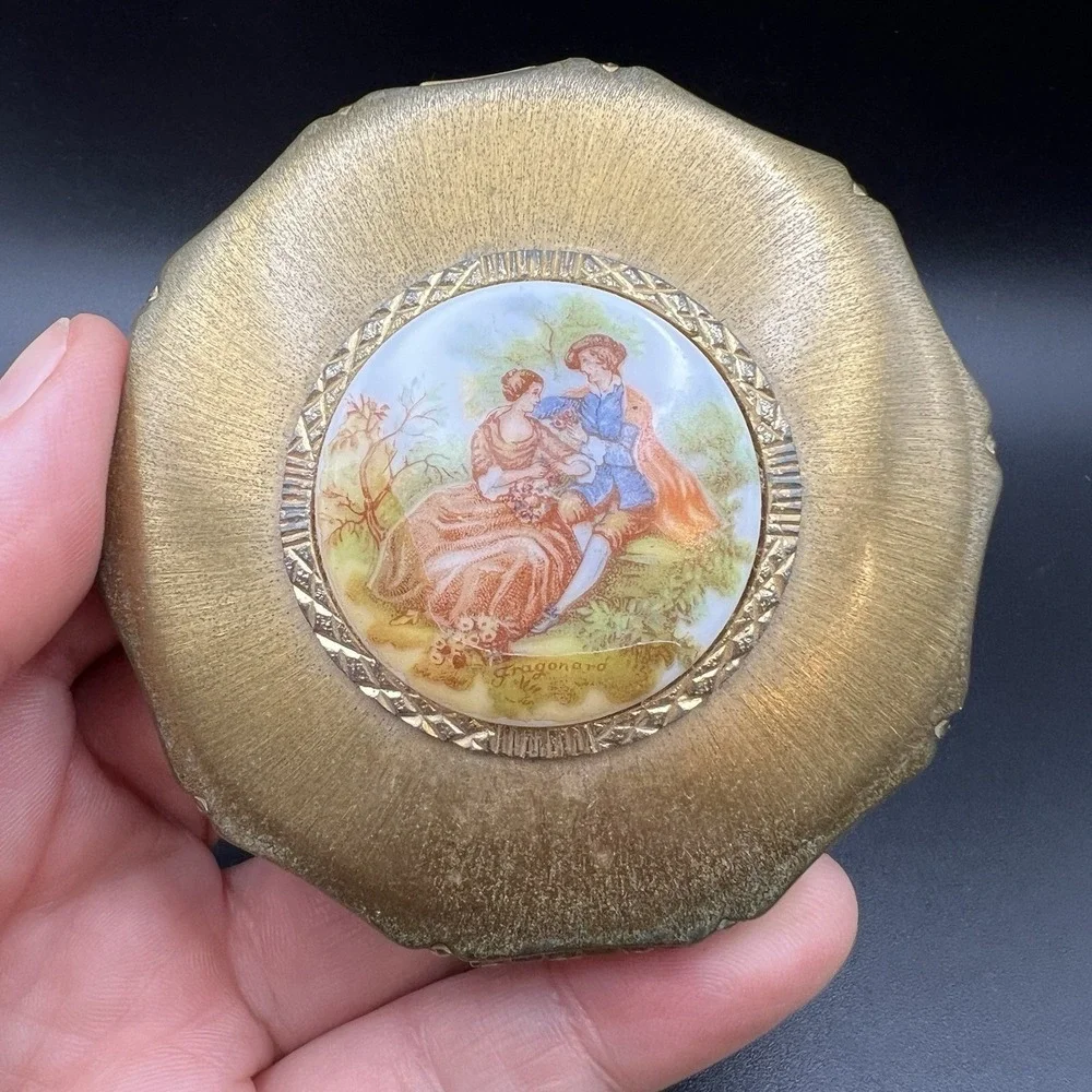 Vintage Gold Tone Compact Ceramic Courting Couple Plate‎ Signed Fragonard
